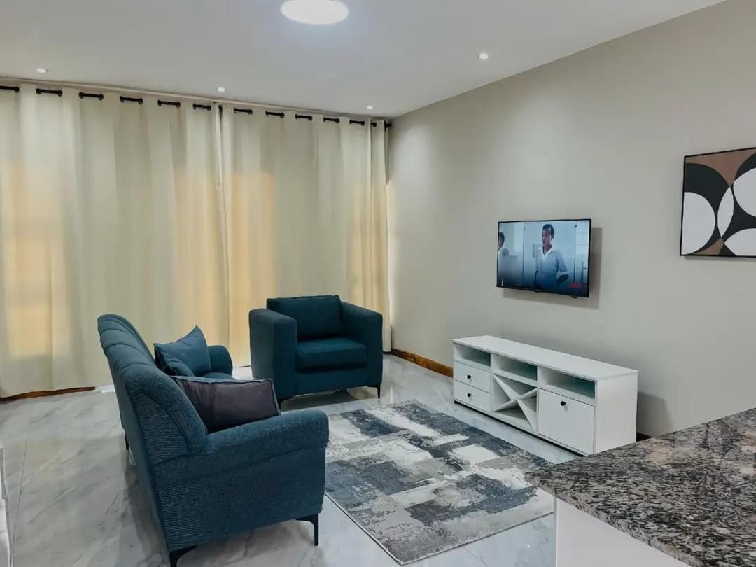 Lowin Suites-One-Bed Apartments ลุซากา ภายนอก รูปภาพ